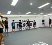 KMMA챔피언 조정훈 체육관 오픈…지도자 겸한다