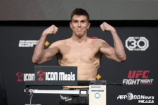 “FBI는 할 일을 한 것” 수상한 베팅 움직임 포착→경기 불과 몇 시간 전 전격 취소... UFC 324 미스터리, 에르난데스 처음 입 열었다