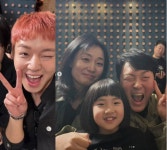 “단종 지킨 광천골 아재들” 이준혁, ‘왕사남’ 마지막 무대인사 인증샷 공개