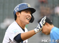 신재인 ‘넘겼어!’ [MK포토]
