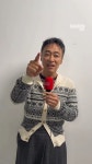 “이성민 몰라볼뻔”…10kg 감량 후 플리츠 스커트 소화 ‘깜짝’
