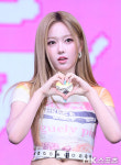 아워벌스데이 신혜원 ‘러블리 손하트’ [MK포토]
