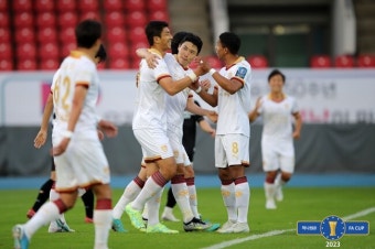 [facup.review] 이호재, 아버지의 팀 상대로 '멀티골'…포항, 성남에 3-0 대승→8강 진출!