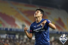 [k1.review] 꼴찌가 일냈다…수원, 1위 울산 3-1 제압 10G 만의 승리+시즌 첫 홈 승
