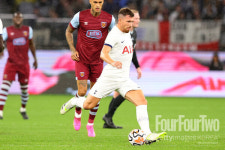 토트넘 살림꾼, 팀에 남을 수 있을까…이적시장 마감까지 약 2주