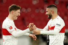 [bundes.review] 빅 클럽 타깃 기라시, 리그 17호골 폭발!...슈투트가르트, 아우크스브루크 3-0 제압→정우영 89분 투입