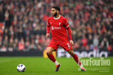 9년 생활의 끝이 보인다...리버풀 DF, 통산 224경기 뛰고 이탈 가능성