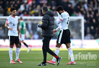 [facup.review] '1부 선두' 리버풀, '2부 꼴찌' 플리머스에 0-1 충격패...FA컵 탈락