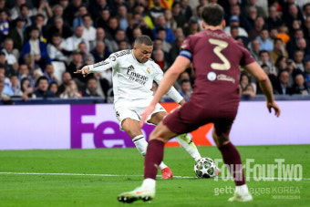 [ucl.review] 음바페 '해트트릭' 폭발!...레알, 맨시티에 3-1 완승→통합 스코어 6-3, 16강 진출