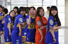 여자축구 저변 확대 나선다 충남아산FC, 온양여자중학교와 MOU 체결