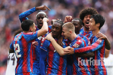 [facup.review] 이청용 뛰던 시절 약체 팰리스는 잊어라…빌라에 3-0 압승, 9년만 감격 결승행
