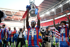 아스널 떠나고 성공 시대 시작됐다! 언더독의 반란 팰리스-볼로냐 우승→두 선수 희비 엇갈려