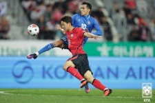[442.review] '손흥민 59호 최다골+오세훈 추가골' 모레노호, 우즈벡에 2-0 완승...4연전 마무리