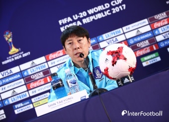 [인터포토] 신태용 감독, '기니전에만 집중'