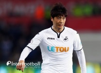 [EPL 리뷰] 루니 10호골 에버턴, 스완지에 3-1 역전승...기성용 부상 제외