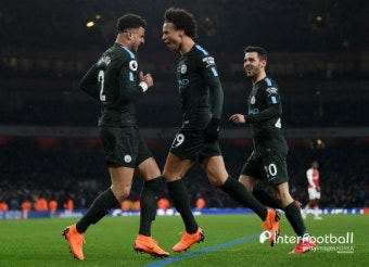 [EPL 리뷰] '이변 없었다' 맨시티, 아스널 3-0 완파...선두 질주