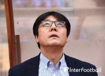 [수원에서] 절정의 꽃샘추위, 슈퍼매치에 다시 봄날이 올까요?