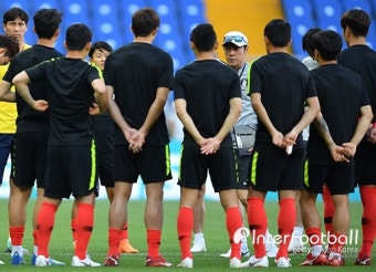 獨 언론, 신 감독의 독일전 라커룸 대화 소개 