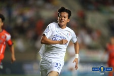 [FA컵 현장리뷰] 수원, 졸전 끝 '4부 팀' 화성에 0-1 충격패...탈락 위기