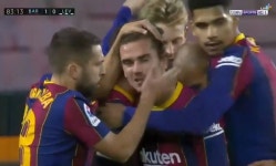 팀원에게 뺨 맞은 그리즈만, 두 손으로 얼굴 감싸고 으악!