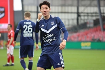 황의조 6호골 넣자, 손흥민 13호골 폭발!...나란히 득점포 가동