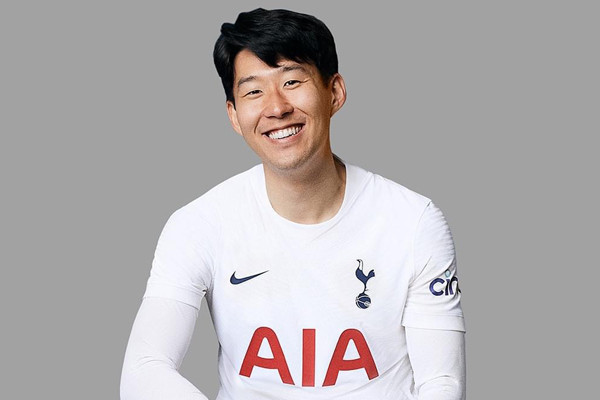 토트넘 주장 손흥민, 갈라타사라이 이적설 확산...재계약 협상 어려움 속 향후 미지수로