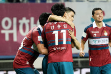 [현장 리액션] 드디어 데뷔골 알리바예프, 딸에게 바치고 싶어요