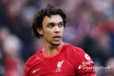 EPL 도움왕 도전! 아놀드, 압도적인 찬스 메이킹...수비수 맞아?