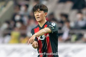 'FIFA 임시규정 연장'→잡을 기회 생긴 서울, 선택 기로 놓인 황인범