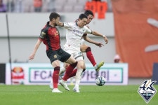 [K리그1 현장리뷰] 질식 수비 뚫었다! 윌리안 결승골...서울, 강원에 1-0 승...2위 탈환!