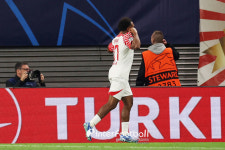 [UCL 리뷰] 홀란드 침묵해도 알바레스 있다!...맨시티, 난적 라이프치히 3-1 격파→조 1위로