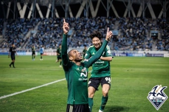 [K리그1 리뷰] '구스타보 90분 PK골' 전북, 대구 2-1 격파!…'연승+3위 광주와 5점 차 유지'