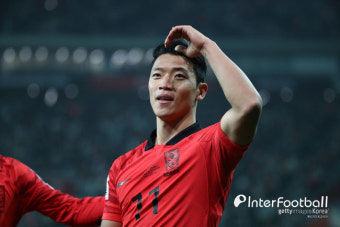'주급 4800만' HWANG, 재계약 논의...