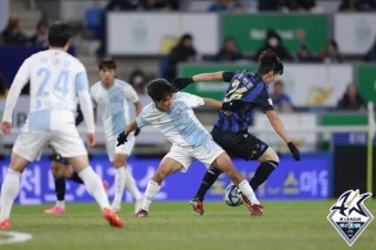 [K리그1 현장리뷰] '박승호 데뷔골→홍시후‧오반석 연속골' 인천, 선두 울산 3-1 격파…아시아 마지노선 '4위 도약!'