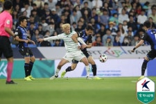 [K리그1 현장리뷰] 델브리지 선제골+무고사 쐐기골 인천, 전북에 627일 만의 승전고…3-0 대파→5위 도약!
