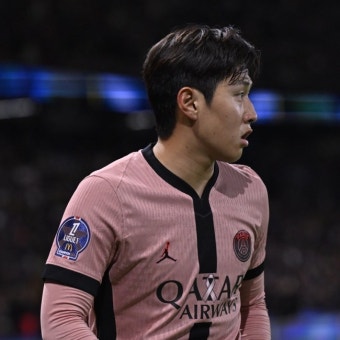 [UCL 리뷰] '이강인 제로톱 실패!'...처참한 경기력 보인 PSG, 아스널에 0-2 패