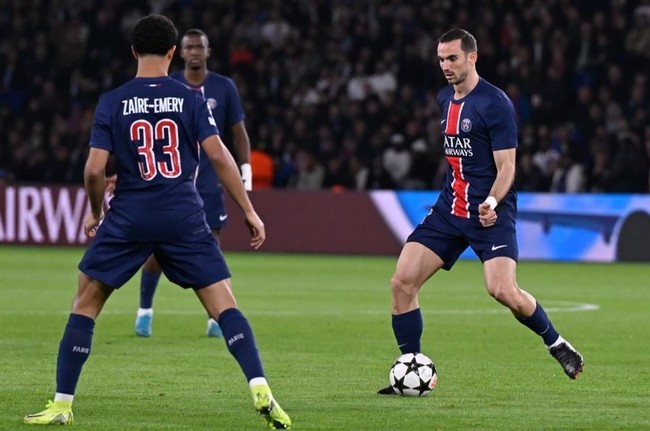 이강인, PSV 에인트호번 상대 무득점 1-1 무승부로 PSG 선전