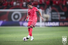 [IN POINT] 드디어 찾은 LB 적임자...스토퍼+윙어 다 가능 이명재, 홍명보 선택 이유 증명