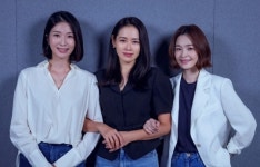 마스크 뚫고 나온 미모…손예진, 서른아홉 될 준비완료