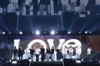 세븐틴, 日 오사카 교세라 돔 달궜다!…팬미팅 관객 8만명 동원