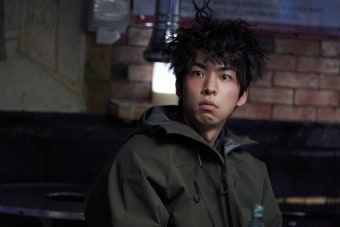 주종혁, '권모술수' 지우고 김혜수와 어깨 나란히…'트리거' 스틸 공개