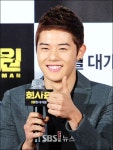 [E!포토]김동준, '회사원 짱이에요!'
