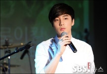 [E!포토]로이킴, 봄봄봄에 이은 LOVE LOVE LOVE