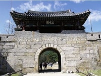 꼭 가봐야 할 관광지 1위, 역사의 산실 문경새재…2위는?