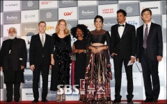 [E!포토]BIFF 개막작 영화 