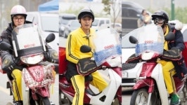 신화방송 츄리닝 입고 짜장면 배달…짜장 볶기부터 홀서빙까지 척척