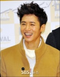 [E!포토]밝은 미소로 인사하는 클릭비 오종혁