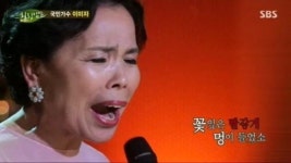 [힐링]이미자, 대표곡 동백아가씨 열창....힐링MC 기립박수