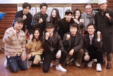 김수현 리얼 크랭크인 임박…설리부터 성동일까지 초호화 라인업