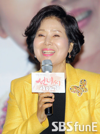 [E포토]선우용여, '뇌경색 겪은 후 다시 태어난 기분으로 연기'